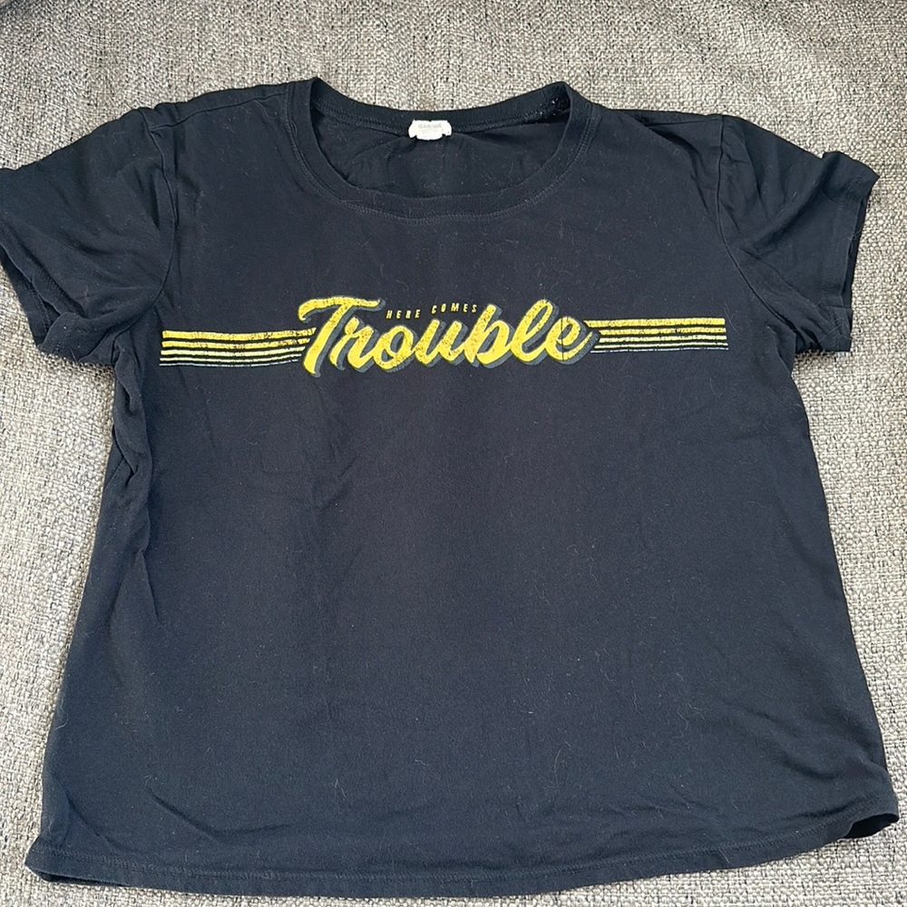 Garage Clothing Short Sleeve Cropped T-shirt